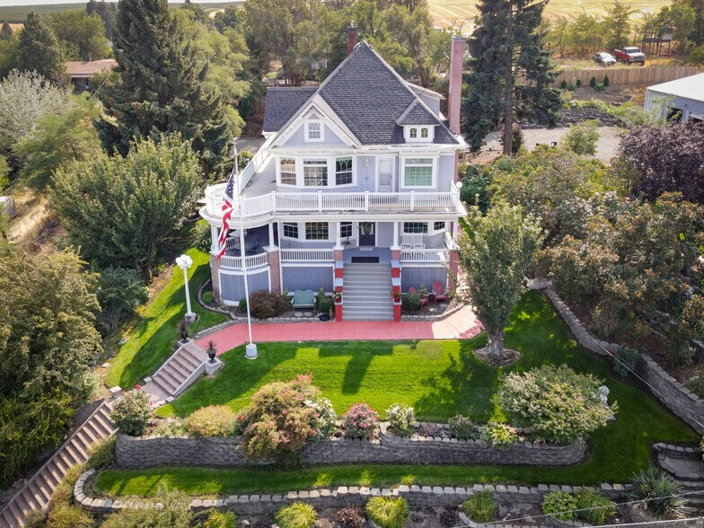 More Photos Of 620 Davis St, Wasco Specialty For Sale