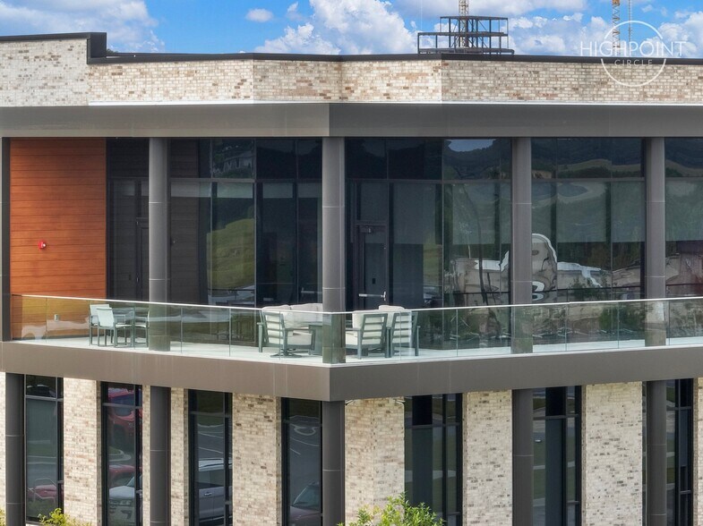 More Photos Of 100 Highpoint Park Way, Braselton Office For Sale