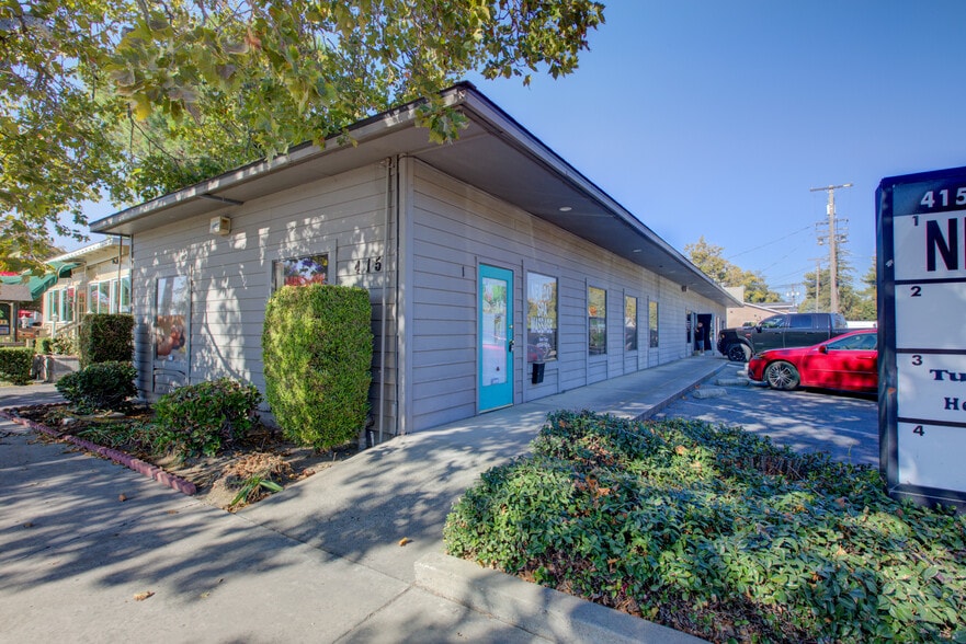 Primary Photo Of 415 E Olive Ave, Turlock Office For Sale