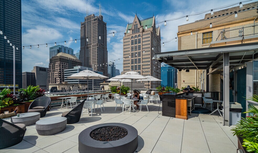 More Photos Of 231 S LaSalle St, Chicago Office For Lease