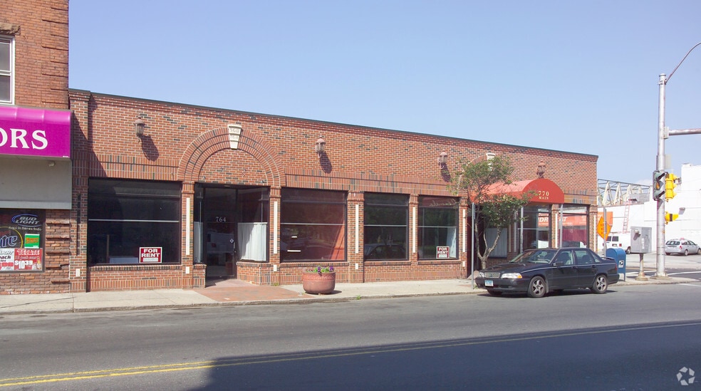 More Photos Of 764-772 Main St, Springfield Restaurant For Lease