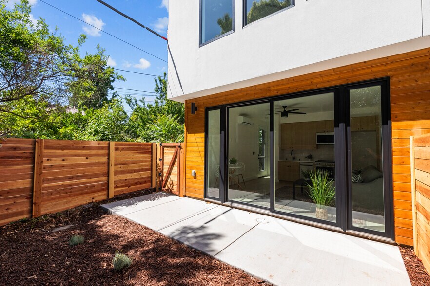 More Photos Of 1012 Uptown Aly, Sacramento Multifamily For Sale