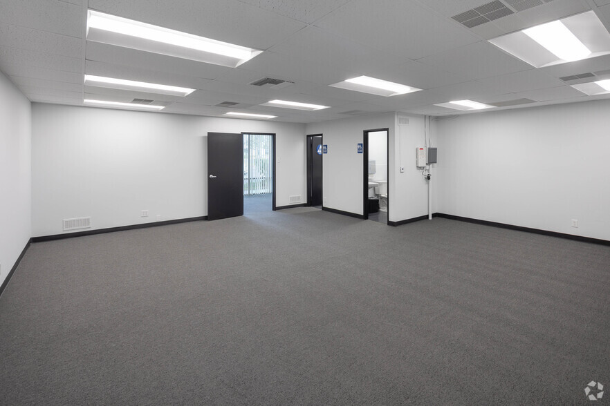 More Photos Of 7201-7291 Garden Grove Blvd, Garden Grove Unknown For Lease