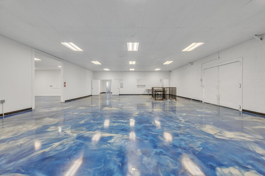 More Photos Of 525 E Railroad Ave, Keenesburg Warehouse For Lease