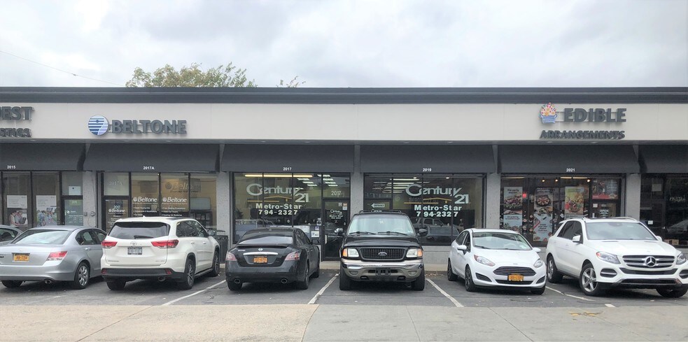 Primary Photo Of 2009-2059 Williamsbridge Rd, Bronx Storefront Retail Office For Lease