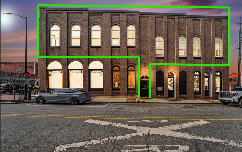 More Photos Of 106 W Moore Ave, Mooresville Loft Creative Space For Lease