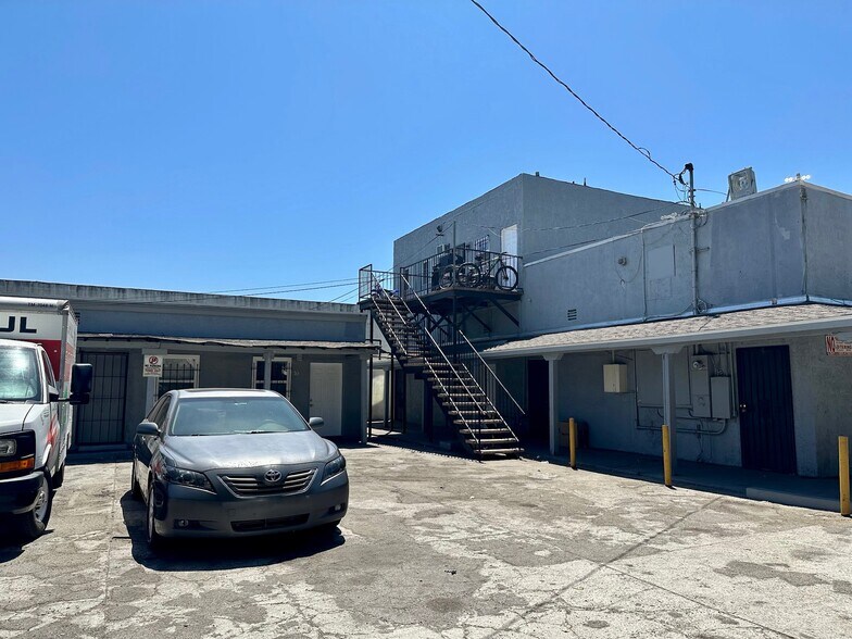 More Photos Of 1702-1710 N Long Beach Blvd, Compton Storefront Retail Residential For Sale