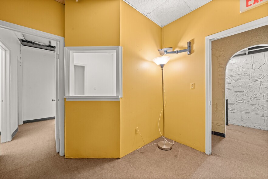 More Photos Of 510 43rd St, Union City Medical For Sale