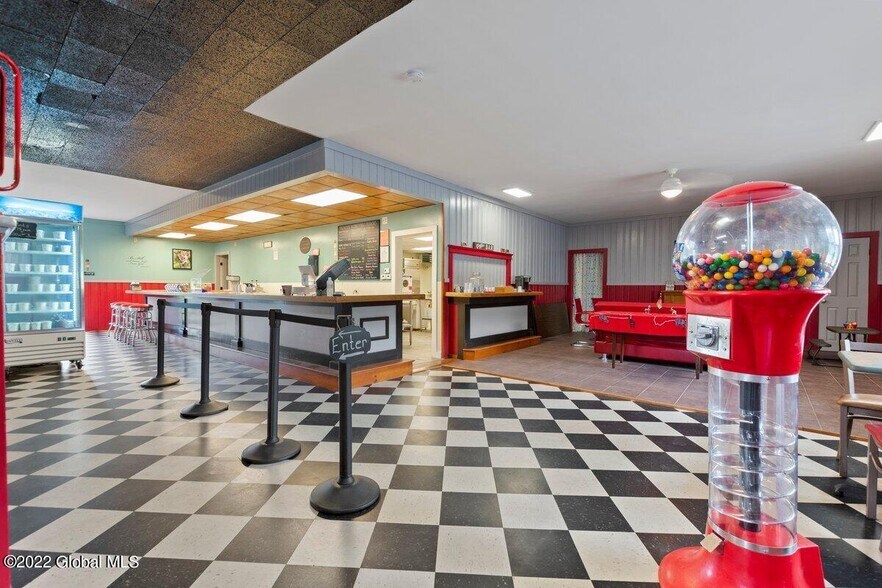 More Photos Of 5527-5531 Rte 7, Hoosick Falls General Retail For Sale