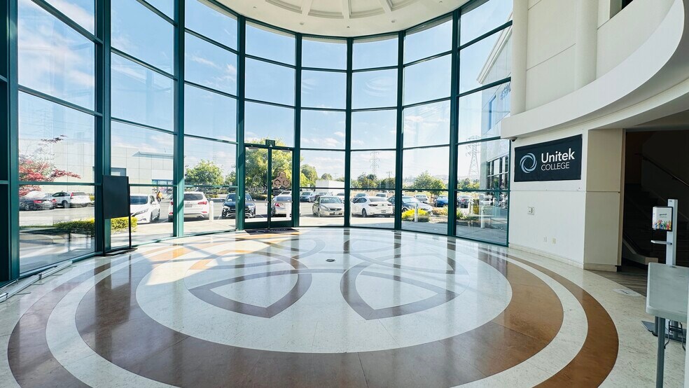 More Photos Of 4580 Auto Mall Pky, Fremont Research And Development For Sale
