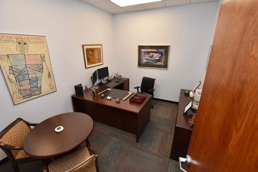 More Photos Of 2643-2649 Enterprise Dr, Anderson Unknown For Lease