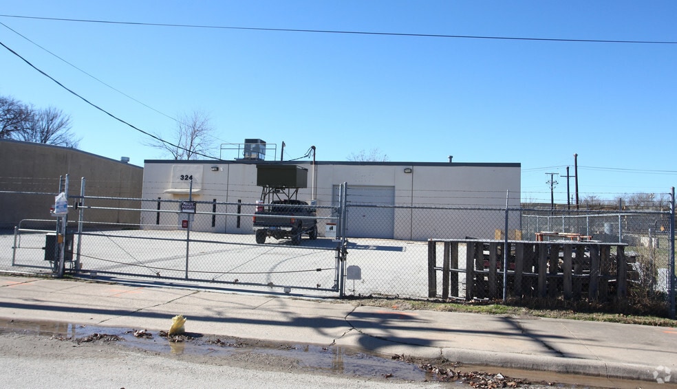 Primary Photo Of 324 Greenleaf St, Fort Worth Warehouse For Lease