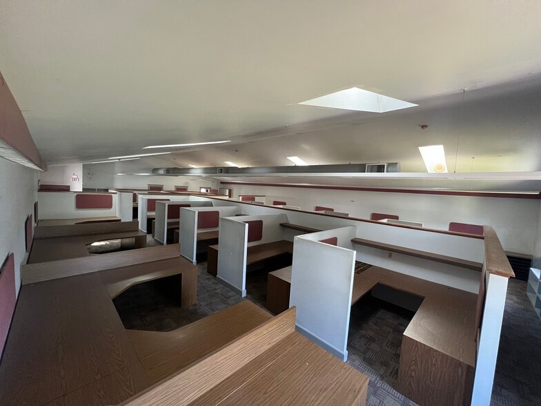 More Photos Of 7518-7526 Harford Rd, Baltimore Office For Lease