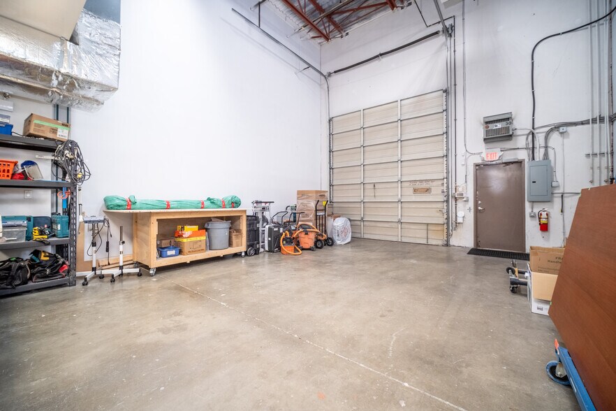 More Photos Of 1515 Broadway St, Port Coquitlam Warehouse For Sale