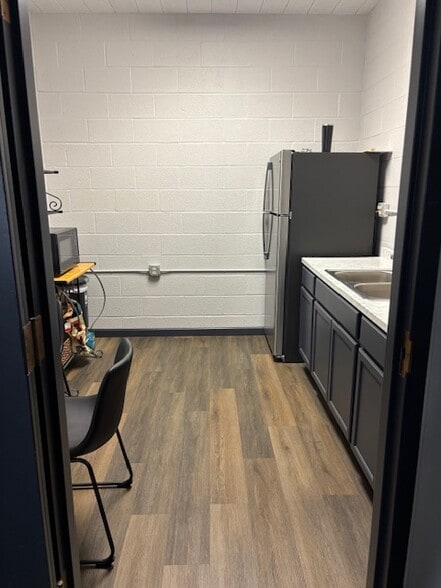 More Photos Of 829 Sheridan Dr, Tonawanda Freestanding For Sale