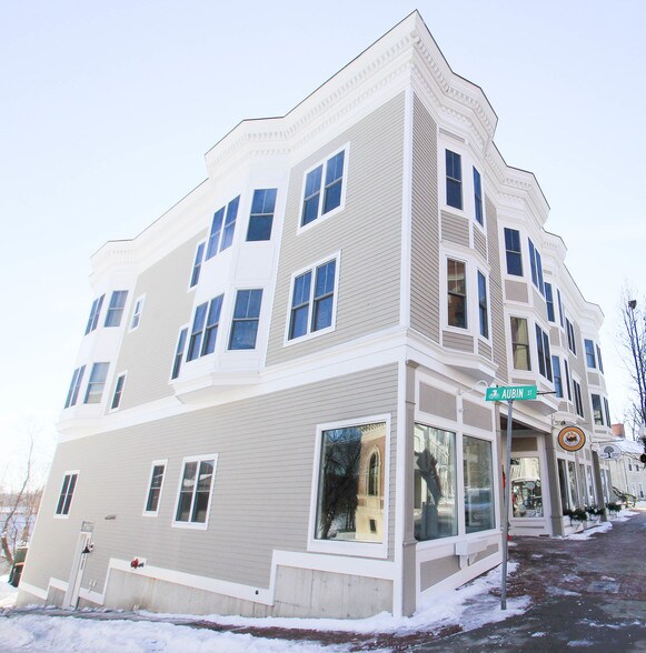 More Photos Of 104 Main St, Amesbury Storefront Retail Residential For Sale