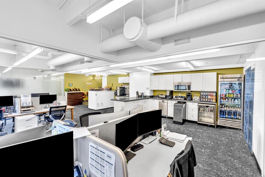 More Photos Of 1680 Michigan Ave, Miami Beach Office Residential For Sale