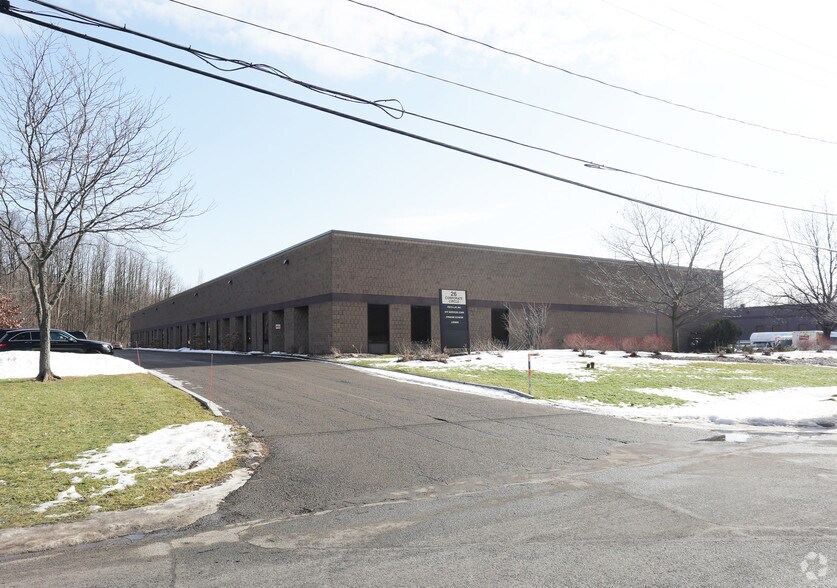 Primary Photo Of 26 Corporate Cir, East Syracuse Flex For Lease
