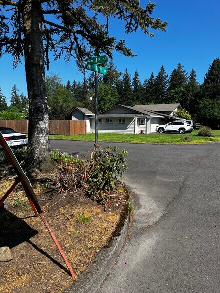 Primary Photo Of 300 NE 117th Ave, Vancouver Office Residential For Lease