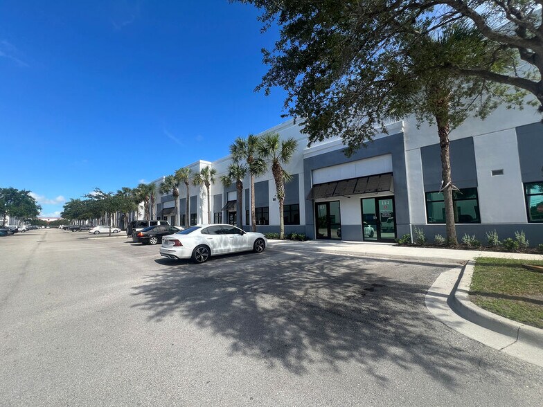 More Photos Of 9250 Belvedere Rd, Royal Palm Beach Warehouse For Sale
