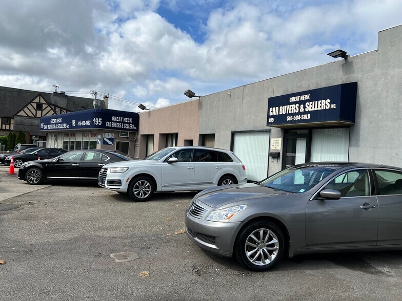 More Photos Of 195 Northern Blvd, Great Neck Auto Dealership For Lease