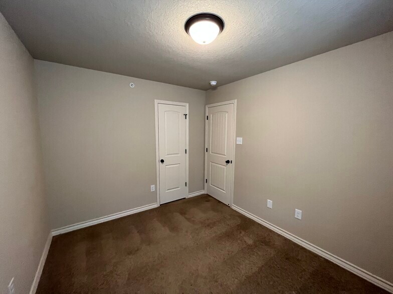 More Photos Of 6414 Luglio Ln, San Antonio Apartments For Sale