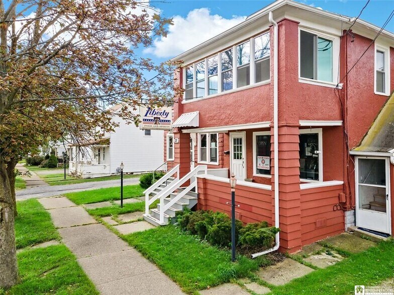 Primary Photo Of 21 Prospect St, Fredonia Restaurant For Sale