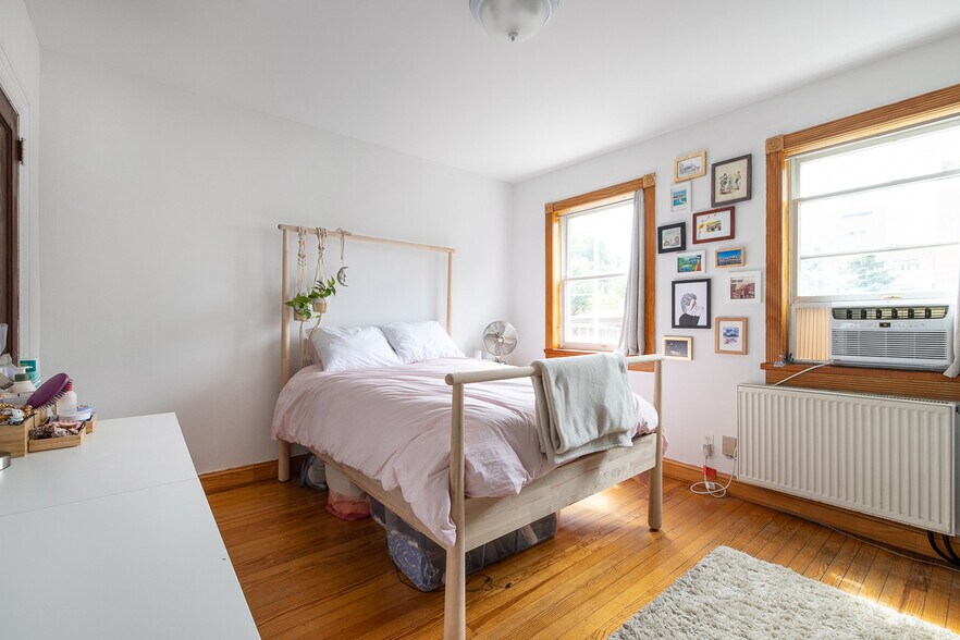 More Photos Of 146 N 7th St, Brooklyn Apartments For Sale