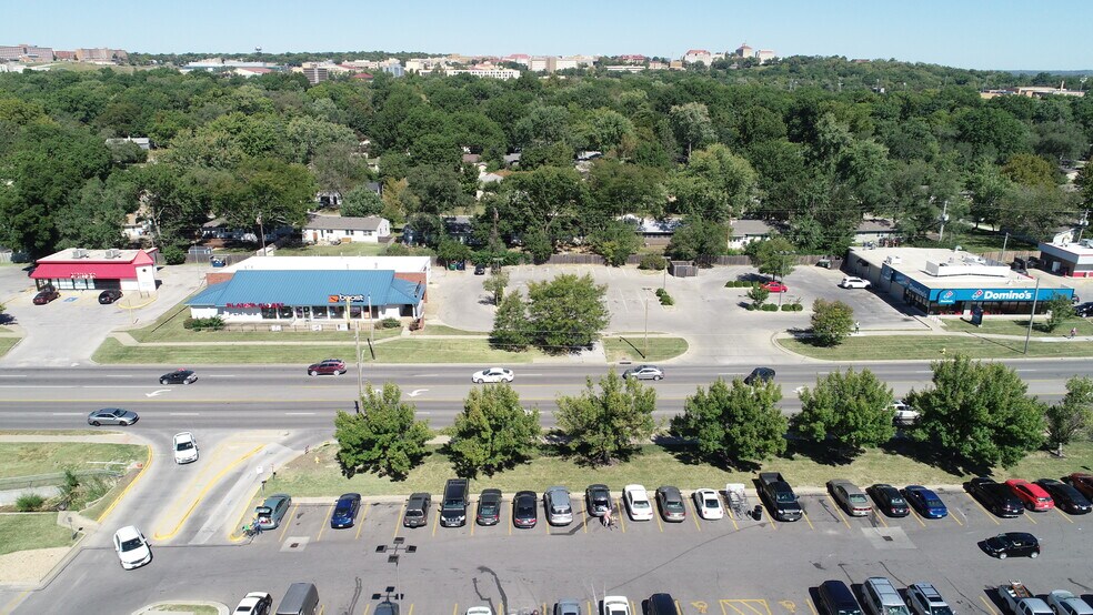 1116 W 23rd St, Lawrence, KS 66046 Freestanding For Sale