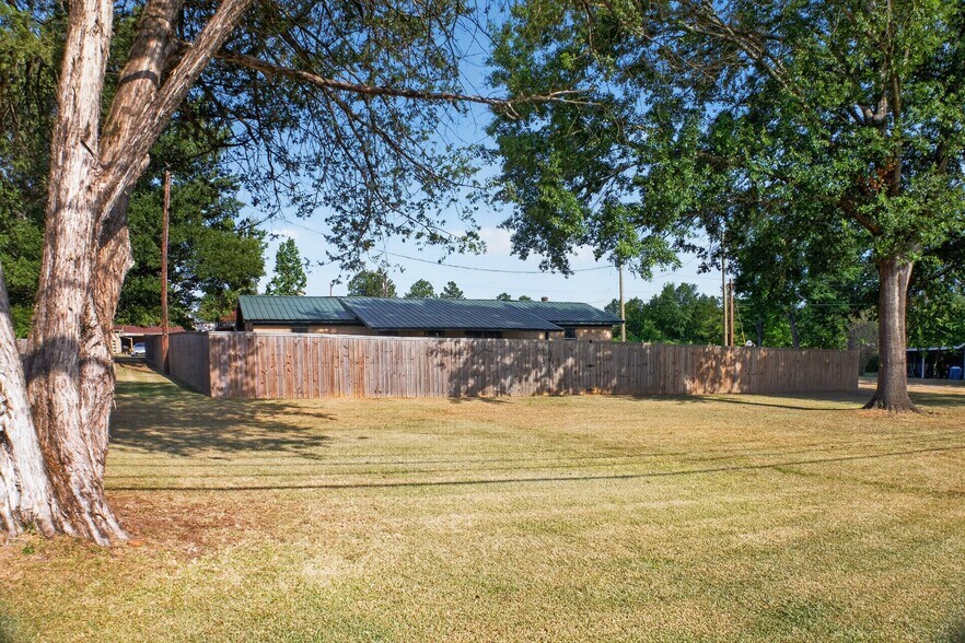 More Photos Of 3315 US Highway 259 N, Kilgore Light Distribution For Sale