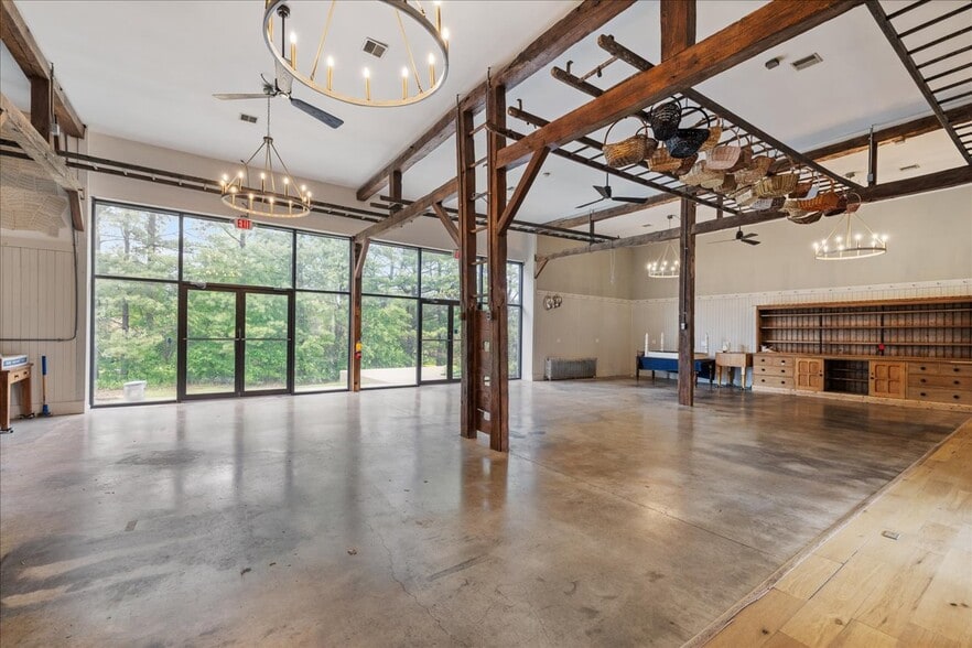 More Photos Of 80 Gravel Pike, Red Hill Office For Lease