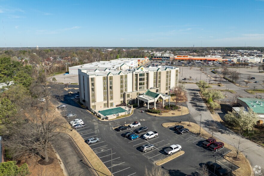 More Photos Of 7905 Giacosa Pl, Memphis Hotel For Sale