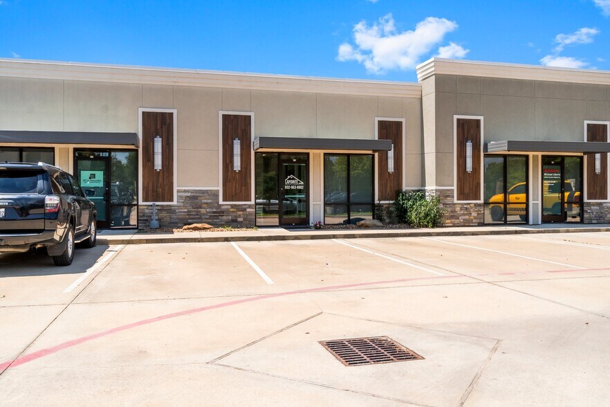 More Photos Of 28789 Hardin Store Rd, Magnolia Office For Sale