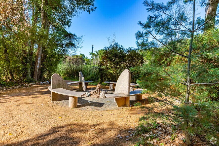 More Photos Of 5852-5870 Baker Rd, Minnetonka Unknown For Lease