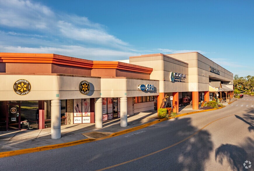 More Photos Of 6000-6398 N Lockwood Ridge Rd, Sarasota Storefront For Lease