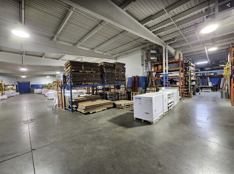 More Photos Of 6025 Wall St, Sterling Heights Warehouse For Sale