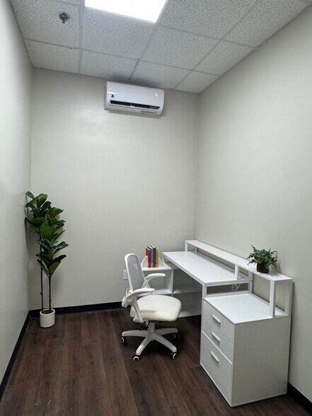 More Photos Of 2941 Broadway Bend Dr, Pearland Office For Lease