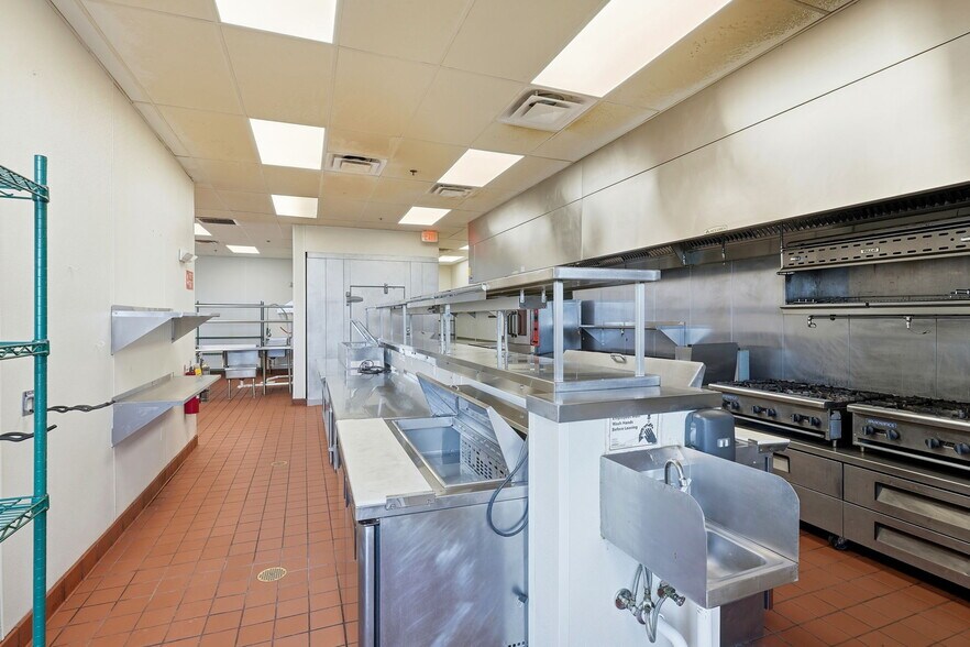 More Photos Of 300 S Duval St, Tallahassee Apartments For Lease