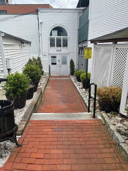 More Photos Of 64R Main St, New Canaan Office For Lease