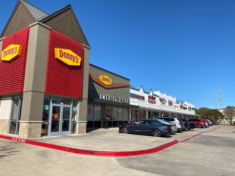 Primary Photo Of 212 Fm-518, Kemah Unknown For Lease