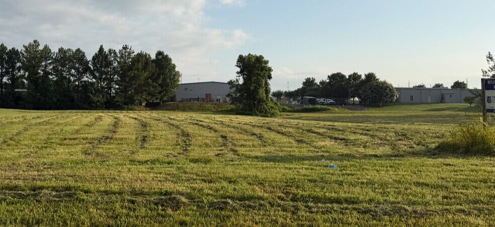 Primary Photo Of Peoples Road @ Swancott Road, Madison Land For Sale
