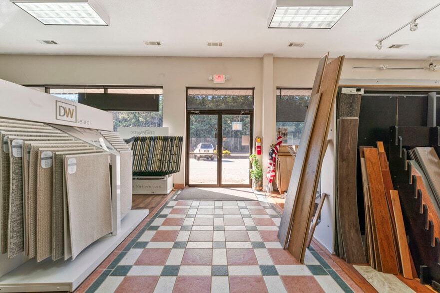 More Photos Of 4062 N Henry Blvd, Stockbridge Freestanding For Sale