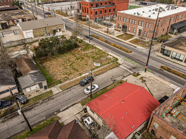 More Photos Of 1600 Government St, Baton Rouge Freestanding For Lease