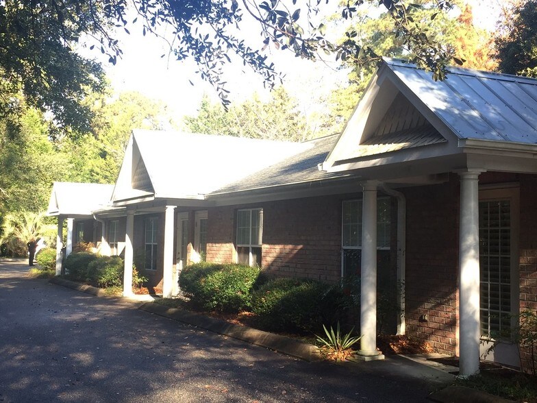 More Photos Of 7741 Market St, Wilmington Office For Lease