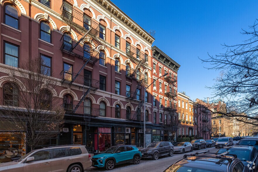Primary Photo Of 325 W 11th St, New York Apartments For Lease