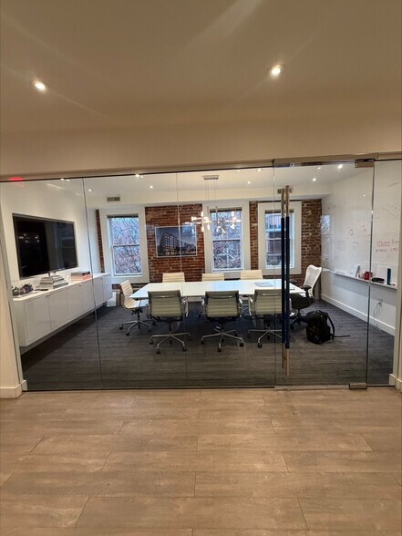 More Photos Of 2300 Wisconsin Ave NW, Washington Loft Creative Space For Lease