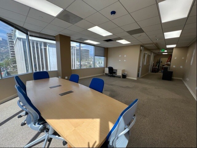More Photos Of 600 N Brand Blvd, Glendale Medical For Lease