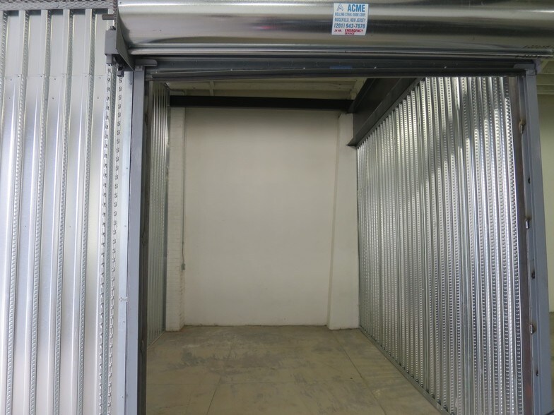 Primary Photo Of 910 Grand Ave, North Bergen Warehouse For Lease