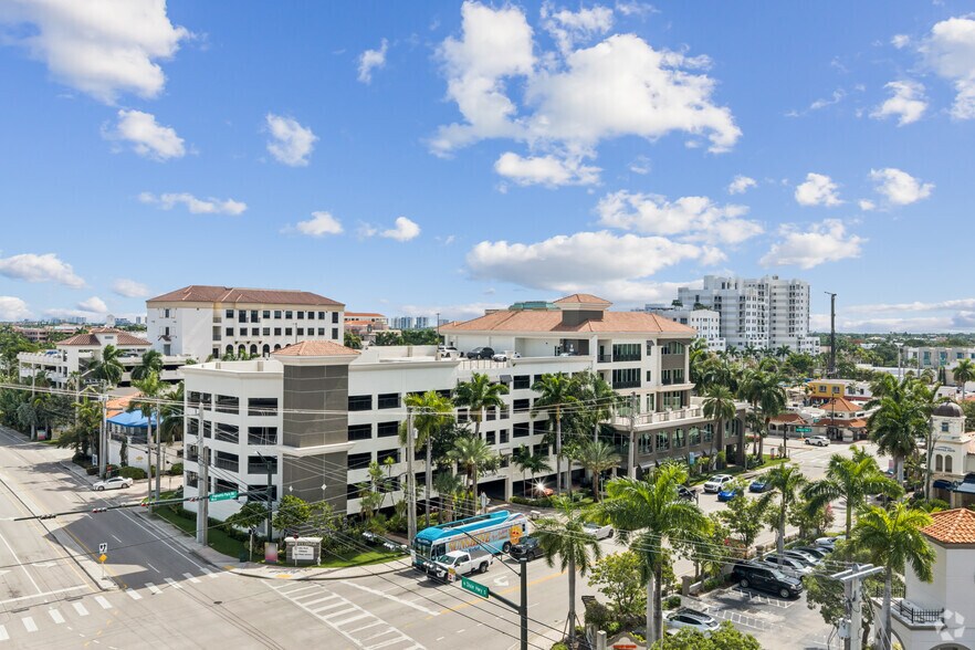 More Photos Of 1 N Federal Hwy, Boca Raton Office For Lease