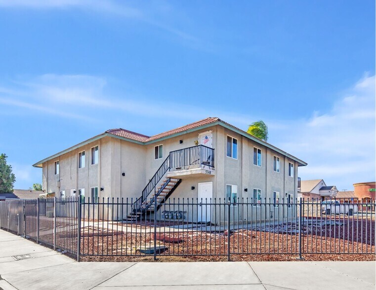 More Photos Of 5748 Tilton Ave, Jurupa Valley Apartments For Sale